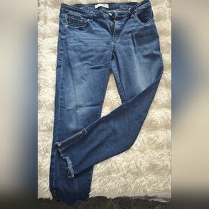 KanCan Women's Blue Jeans with Zipper Detail